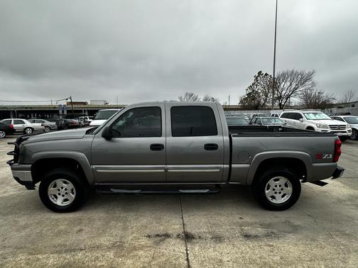 2006 Chevrolet Silverado 1500 LT Crew Cab