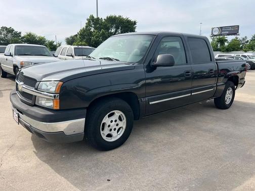 Gray 2004 Chevrolet Silverado 1500 LS Crew Cab