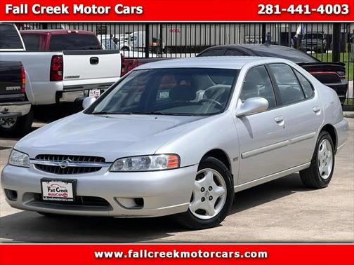 2001 Nissan Altima GXE