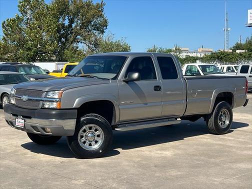 2003 Chevrolet Silverado 2500 LS H/D Extended Cab