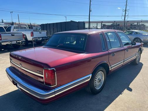 1990 Lincoln Town Car TOWN CAR