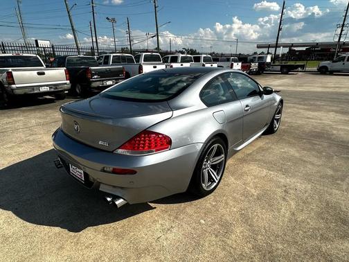 2006 BMW M6 Base