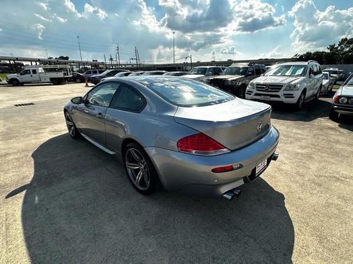 2006 BMW M6 Base