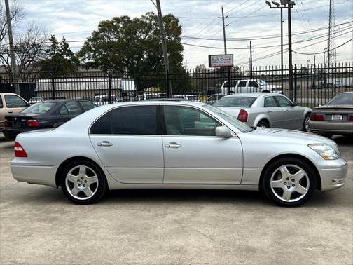 2005 Lexus LS 430 Base