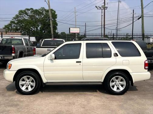 2003 Nissan Pathfinder LE