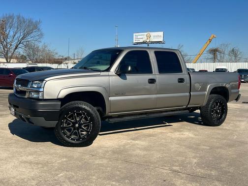 2003 Chevrolet Silverado 2500 LS H/D Crew Cab