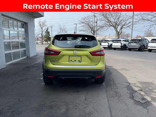 2020 Nissan Rogue Sport SV