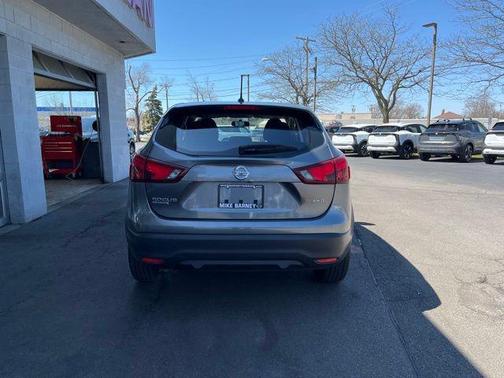 2018 Nissan Rogue Sport S
