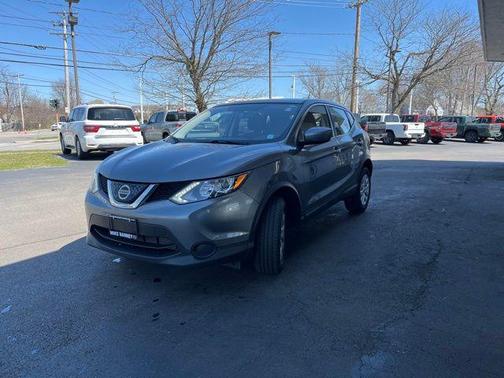 2018 Nissan Rogue Sport S