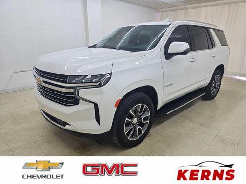 Iridescent Pearl Tricoat 2023 Chevrolet Tahoe LT