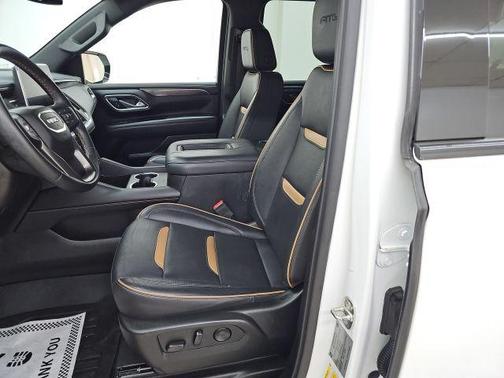 Summit White 2023 GMC Yukon XL 4WD AT4
