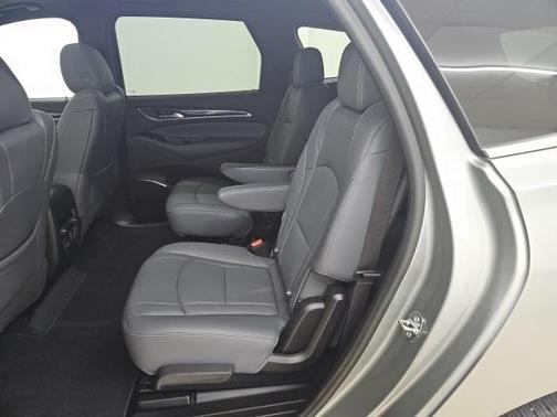2023 Buick Enclave Essence FWD