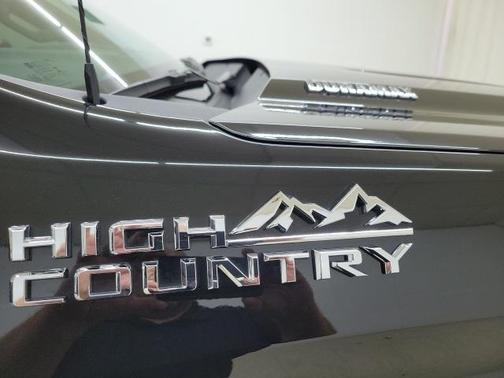 2020 Chevrolet Silverado 1500 High Country