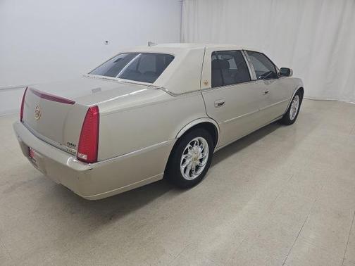 2009 Cadillac DTS 1SA