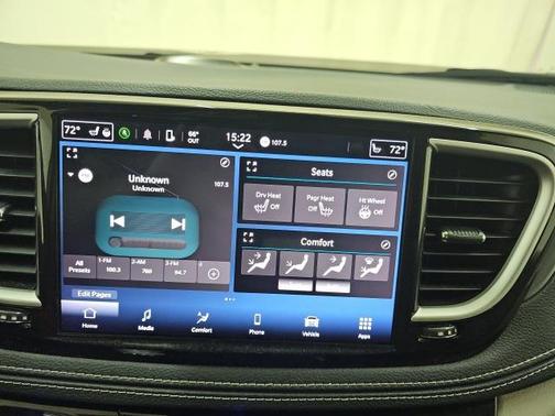 2022 Chrysler Pacifica Hybrid Touring L