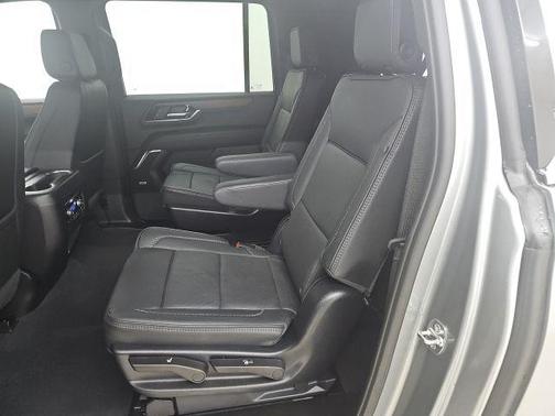 Sterling Metallic 2025 GMC Yukon XL Denali
