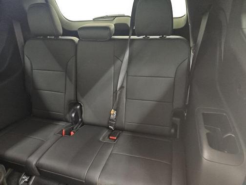 2025 Buick Enclave Preferred FWD