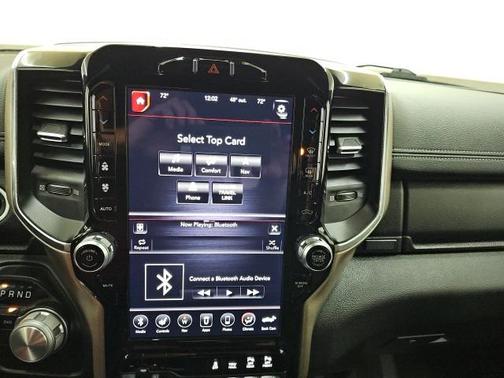2019 RAM 2500 Laramie Crew Cab 4x4 6'4' Box