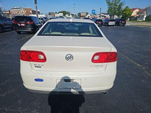 White Diamond Tricoat 2011 Buick Lucerne CXL
