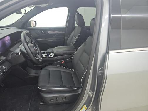 2025 Buick Enclave Preferred FWD