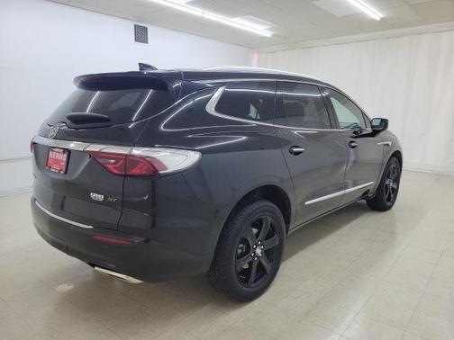 2023 Buick Enclave Essence FWD