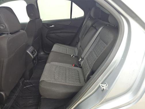 Sterling Gray Metallic 2024 Chevrolet Equinox 1LT