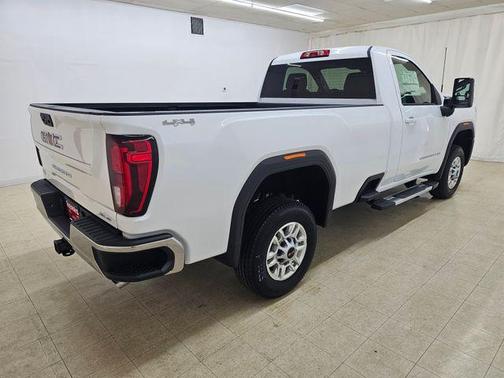 Summit White 2026 GMC Sierra 2500 SLE