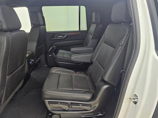 Summit White 2025 GMC Yukon XL Denali