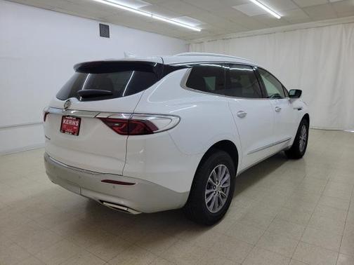 2023 Buick Enclave Essence FWD