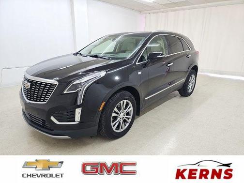 Stellar Black Metallic 2021 Cadillac XT5 Premium Luxury