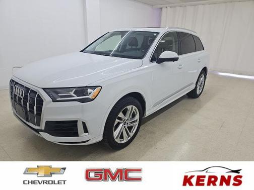 2022 Audi Q7 55 Premium Plus