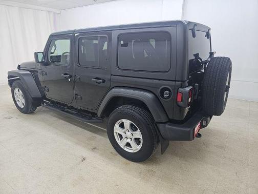 2022 Jeep Wrangler Unlimited Sport