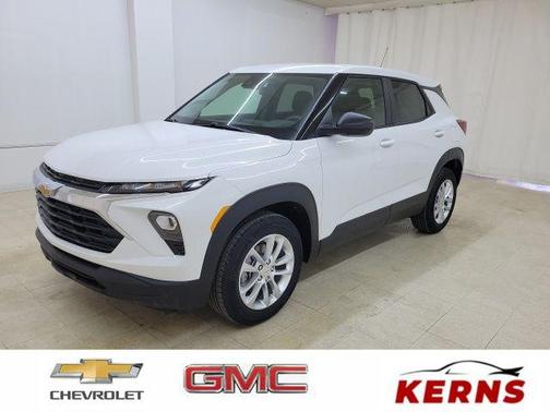 Summit White 2026 Chevrolet Trailblazer LS