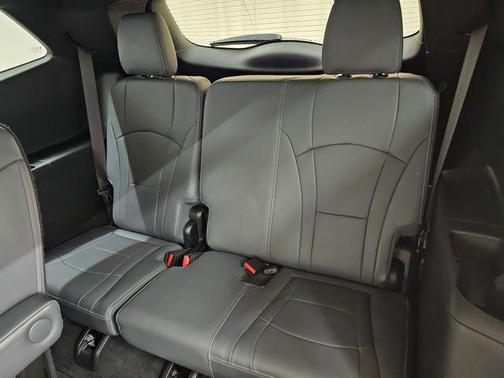 Moonstone Gray Metallic 2023 Buick Enclave Essence AWD