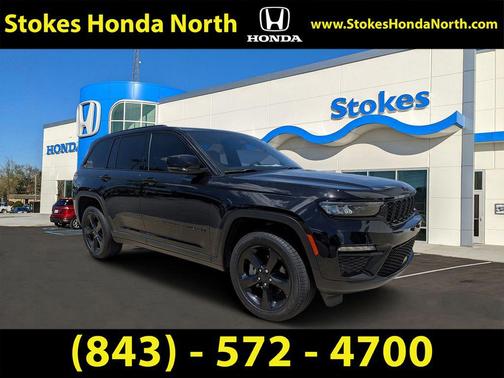 Diamond Black Crystal Pearlcoat 2025 Jeep Grand Cherokee Limited