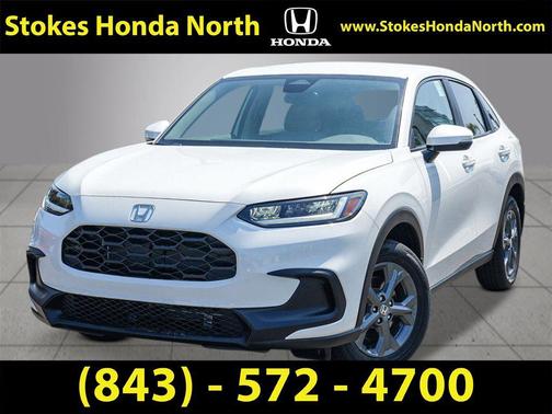 Platinum White Pearl 2026 Honda HR-V LX