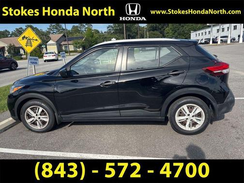 Super Black 2019 Nissan Kicks S