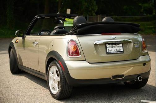 2009 MINI Cooper Base