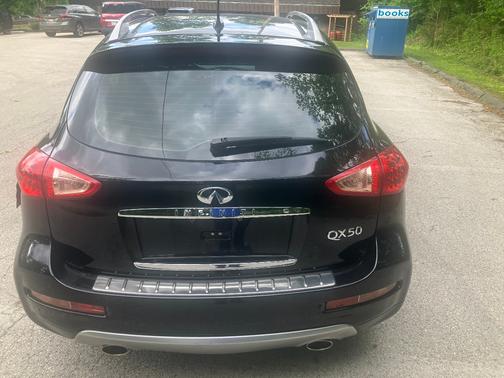 black 2016 INFINITI QX50