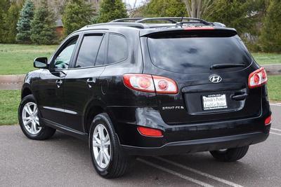 2012 Hyundai SANTA FE SE