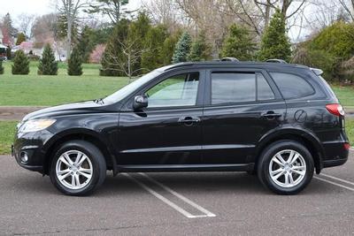 2012 Hyundai SANTA FE SE