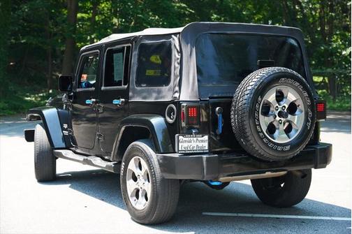 2016 Jeep Wrangler Unlimited Sahara