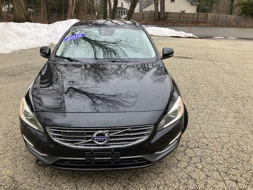 2016 Volvo S60 Inscription T5 Inscription Platinum