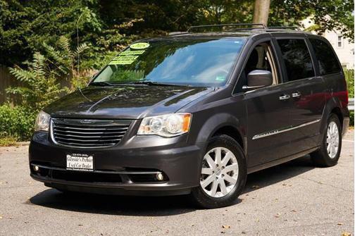 2015 Chrysler Town & Country Touring