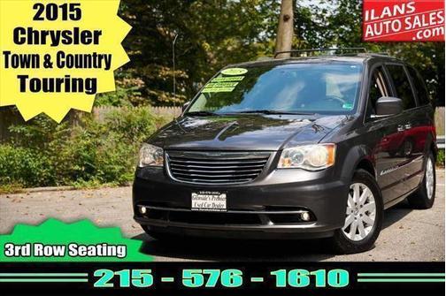 2015 Chrysler Town & Country Touring