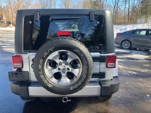2018 Jeep Wrangler JK Unlimited Sahara
