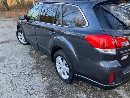 2013 Subaru Outback 2.5i Premium