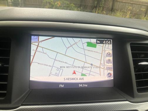 2018 Nissan Pathfinder SL