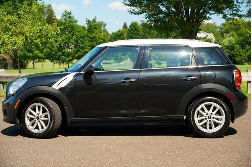 2016 MINI Countryman Cooper