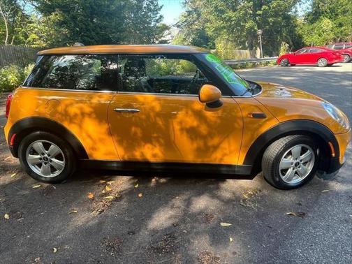 2014 MINI Hardtop Cooper